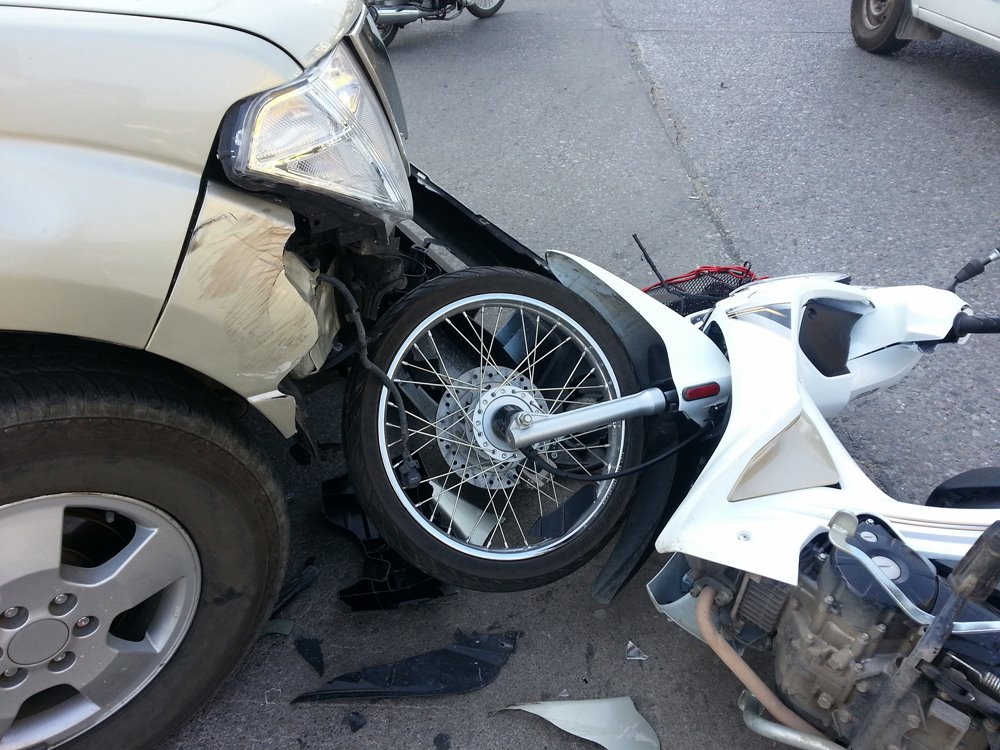 Los Angeles, CA - Motorcyclist Killed, Passenger Hurt in Crash on E. Imperial Hwy.