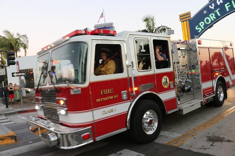 Santa Clarita, CA - Three Hospitalized After Major Vehicle Crash on Hwy 14/5 Fwy Int