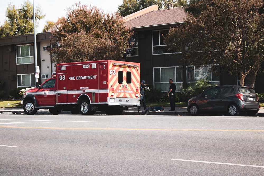 Los Angeles, CA - Two Drivers Collide on I-10 Santa Monica at Crenshaw Blvd, Resulting in Injuries